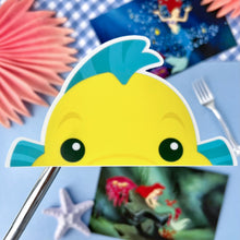 Load image into Gallery viewer, Flounder Peeker Car Decal