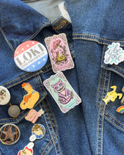 Load image into Gallery viewer, Wonderland Interchangeable Magnet Pin Mystery Blind Bag