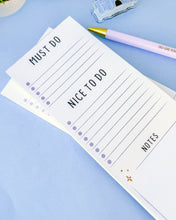 Load image into Gallery viewer, Must Do & Nice To Do Castle List Notepad