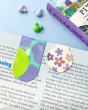 Load image into Gallery viewer, Free Monsters & Boo Bookmark Set