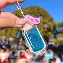 Load image into Gallery viewer, Drink Me Potion Alice Shaker