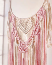 Load image into Gallery viewer, Paradise Dreams Macrame