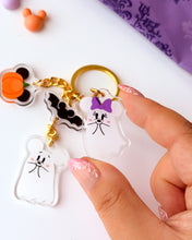Load image into Gallery viewer, Mickey &amp; Minnie Falloween Ghosts Keychain
