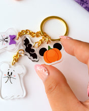 Load image into Gallery viewer, Mickey &amp; Minnie Falloween Ghosts Keychain
