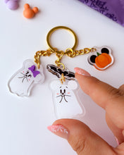 Load image into Gallery viewer, Mickey &amp; Minnie Falloween Ghosts Keychain
