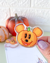 Load image into Gallery viewer, Spoopy Pumpkin Duo Acrylic Clips
