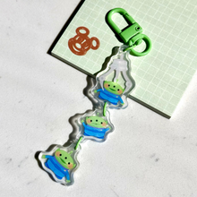 Load image into Gallery viewer, The Claw Aliens ooOOoo Keychain
