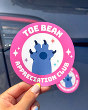 Load image into Gallery viewer, Toe Bean Appreciation Club Magnet
