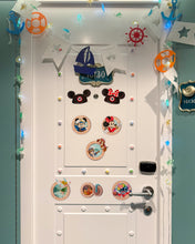 Load image into Gallery viewer, Tink Porthole Cruise Magnet
